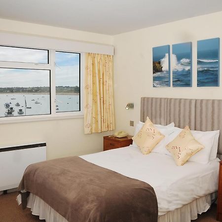 Dolphin Hotel Gorey Bagian luar foto