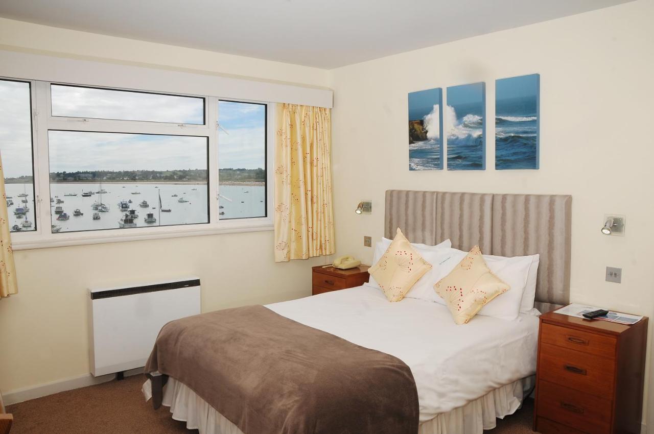 Dolphin Hotel Gorey Bagian luar foto